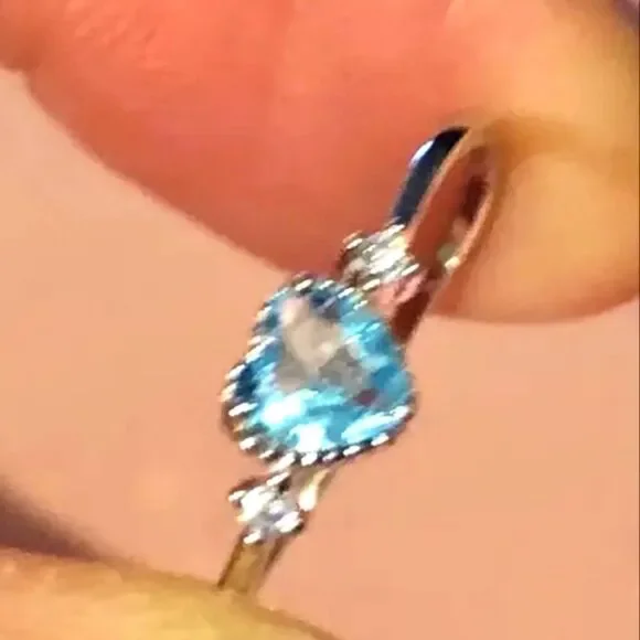 Stunning 925 Sterling silver promise ring sz 6 - Picture 13 of 17